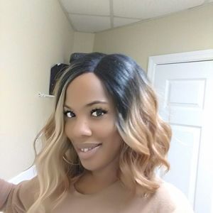 Meet your Posher, Donna